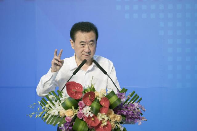 王健林首次公开万达商业负债：偿清债务不是问题